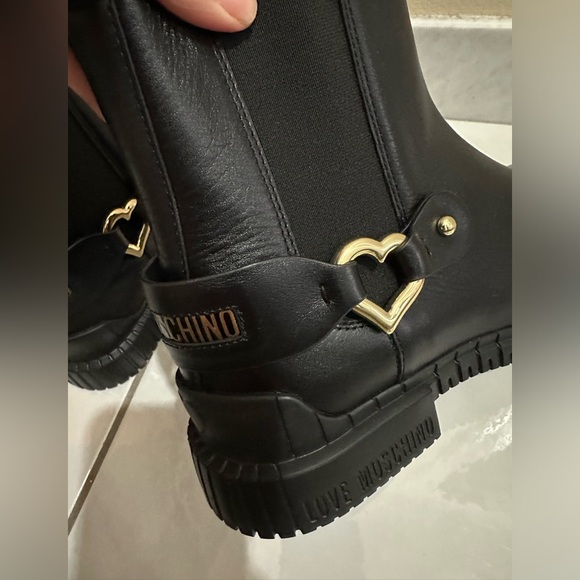 Love Moschino boots (NEW) - Picture 3 of 8